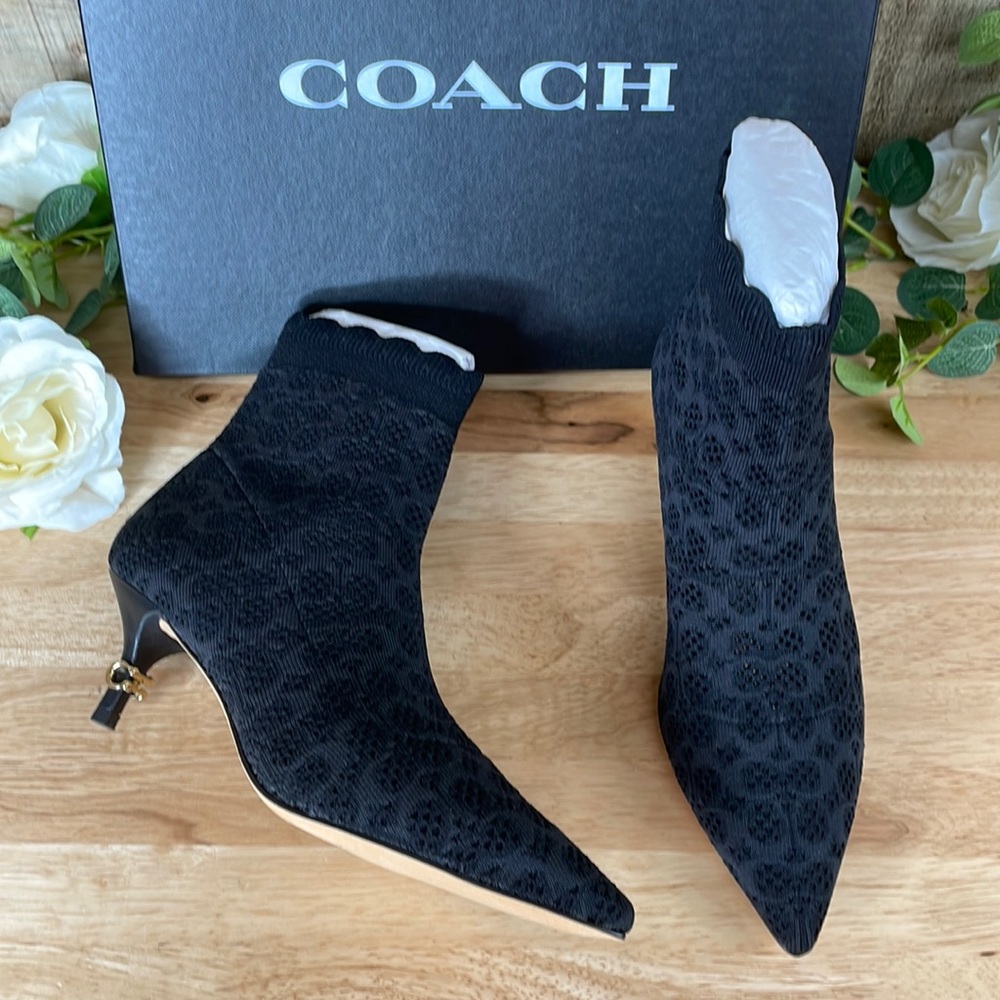 COACH Jewel Bootie 6M